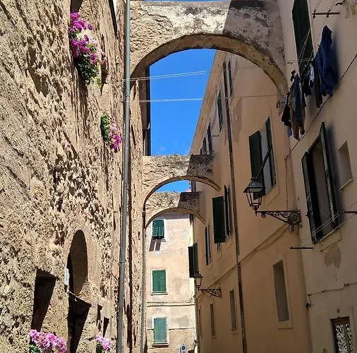 Antonhouse 3* 阿尔盖罗