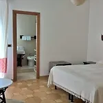 게스트하우스 Antonhouse 3*
