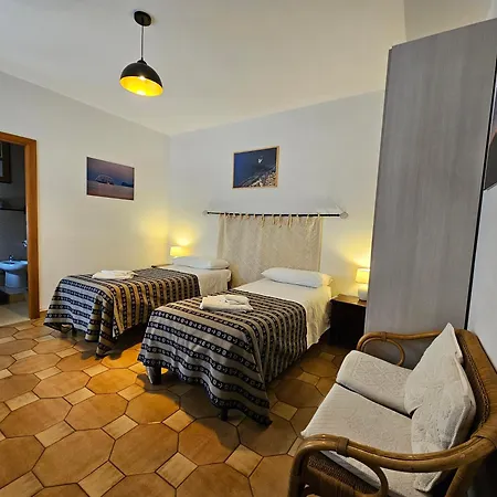 Antonhouse 3* Альгеро